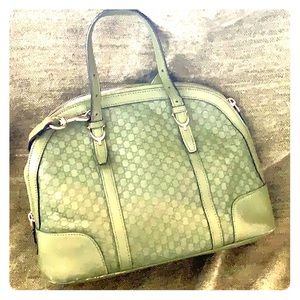 Authentic Gucci embossed Microguccissima bag-green